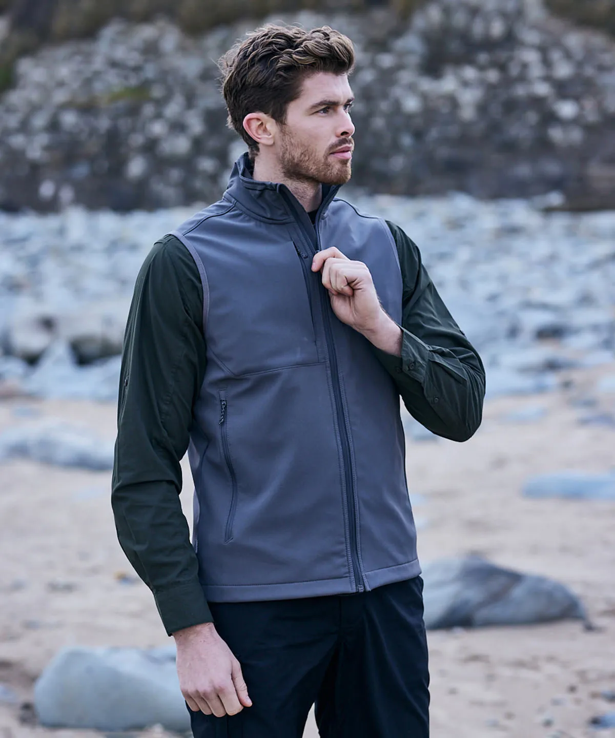 Expert Basecamp softshell vest | Black