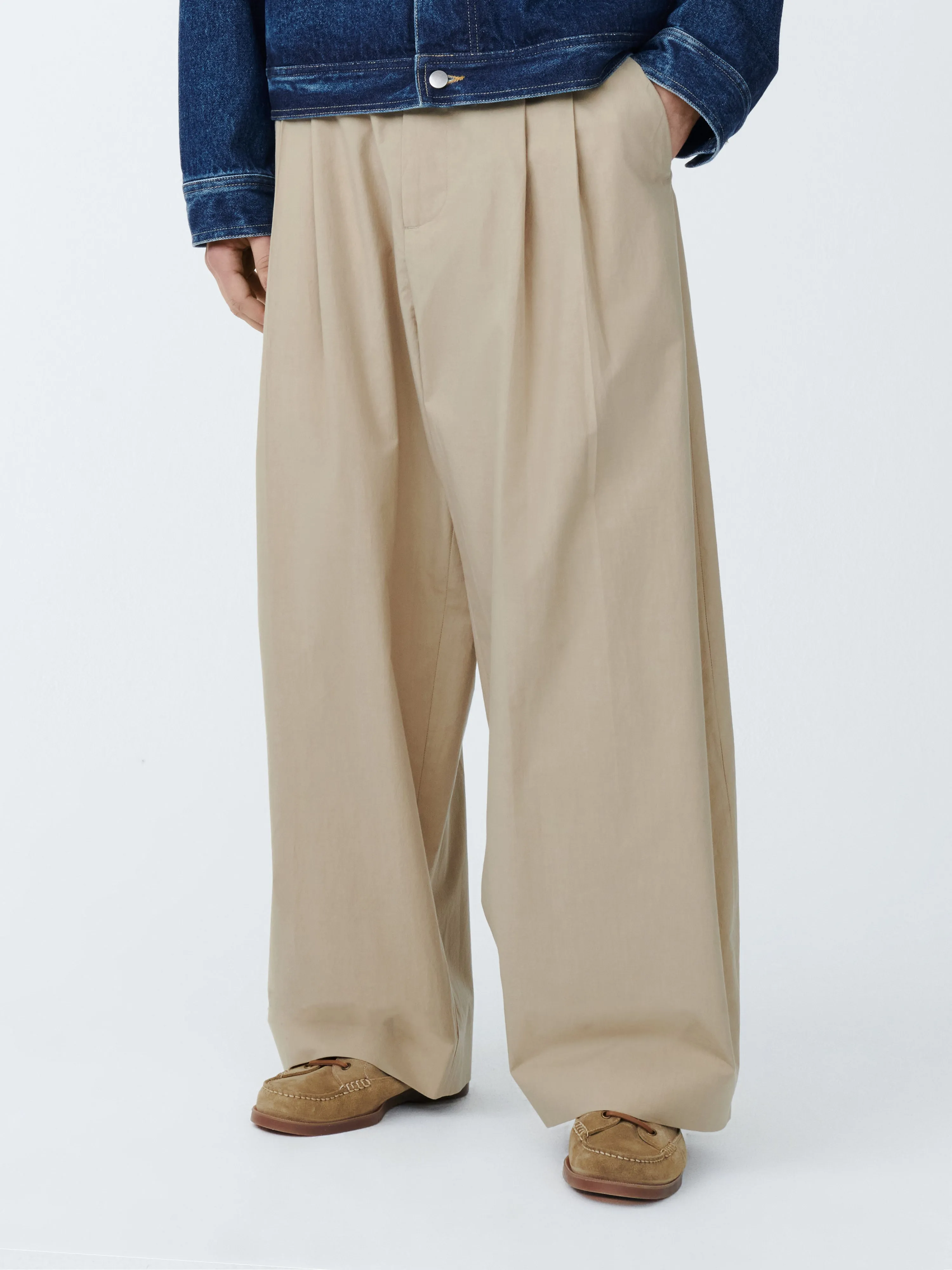 Line Pant in Dark Stone