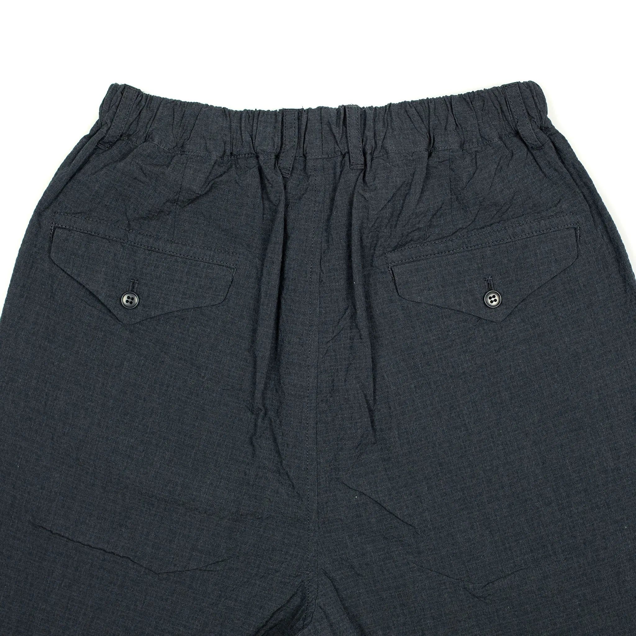 One-tuck easy pants in navy checked cotton seersucker