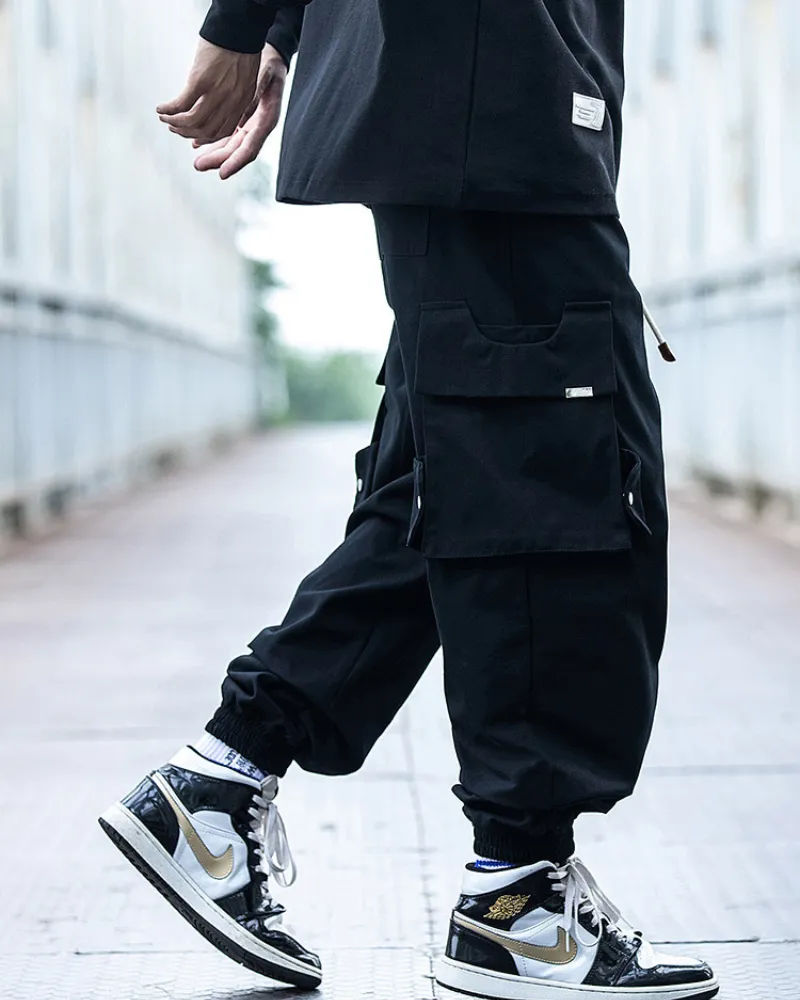 Streetwear Black Loose Large-Pocket Cargo Pants